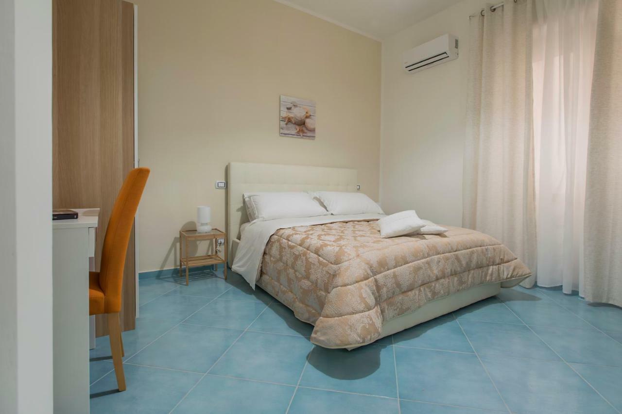 Ad Maiora Bed and Breakfast Salerno Buitenkant foto